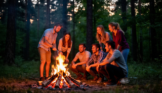 Друзья у костра